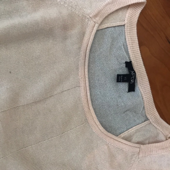 Thin pink, grey sweater - Picture 4 of 4